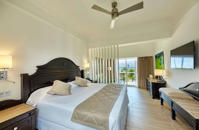 Riu Palace Punta Cana Room bed king size